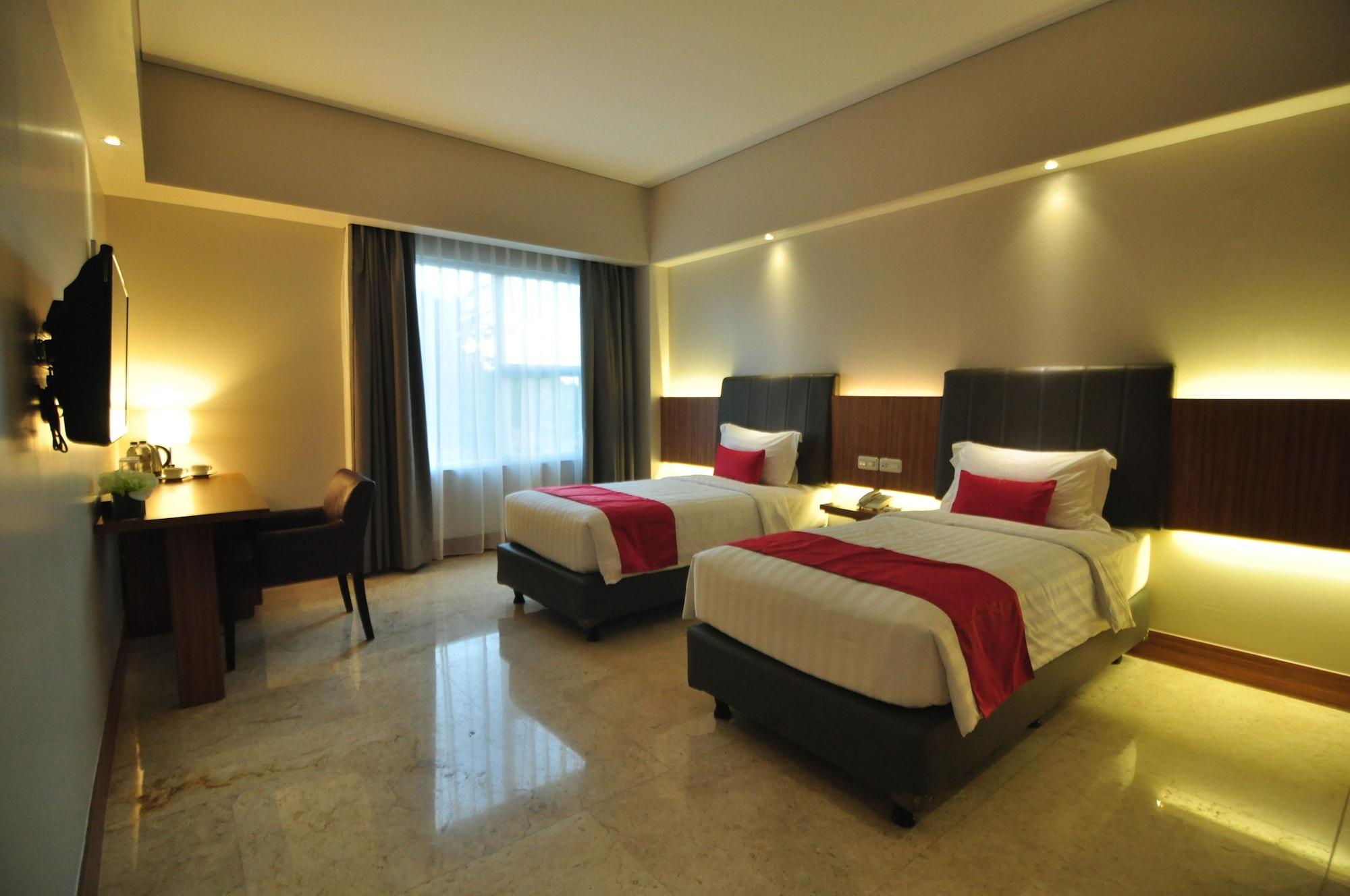 Demelia Hotel Makassar Eksteriør bilde