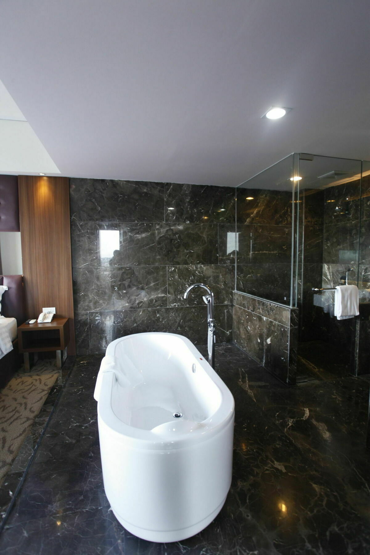 Demelia Hotel Makassar Eksteriør bilde